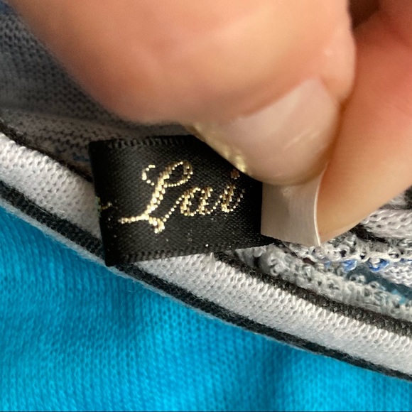 Sweater - Picture 9 of 9